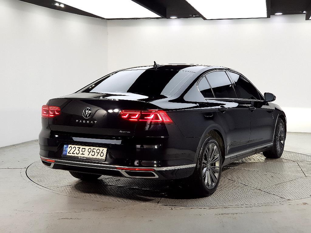 Volkswagen Passat - Vista 4