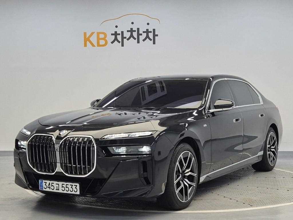 Genesis G70 740i xDrive M Sport 2
