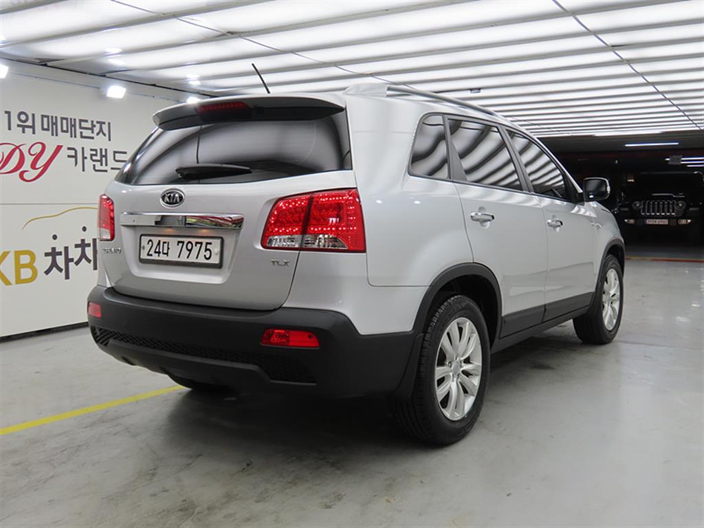 KIA Sorento - Vista 4