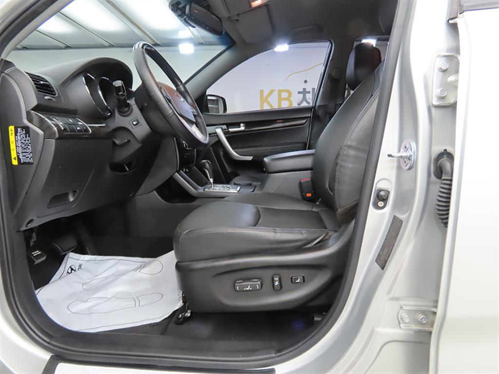 KIA Sorento - Vista 5
