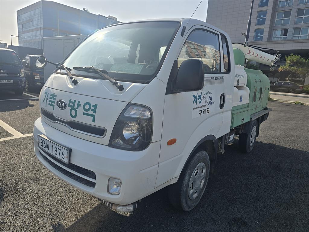 기아 봉고3 이동방제차 1.0톤/킹캡/장축/4WD/(CRDi) 사진