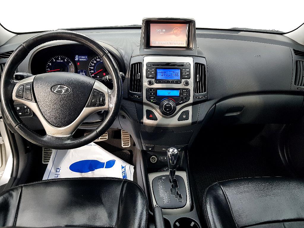 HYUNDAI i30 - Vista 5