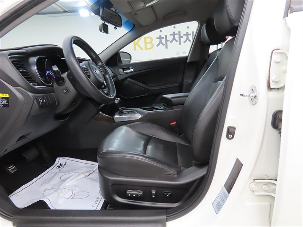 KIA K5 - Vista 5