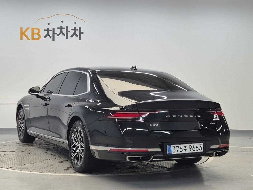 Genesis G90 3.5T GDI AWD 4