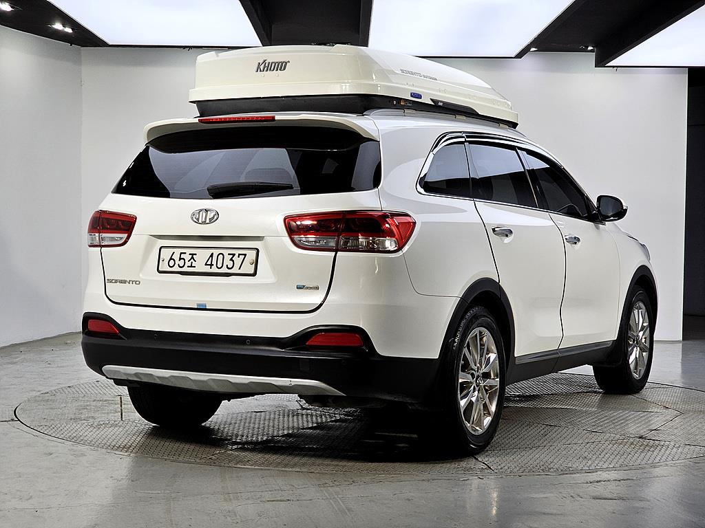 KIA Sorento - Vista 4