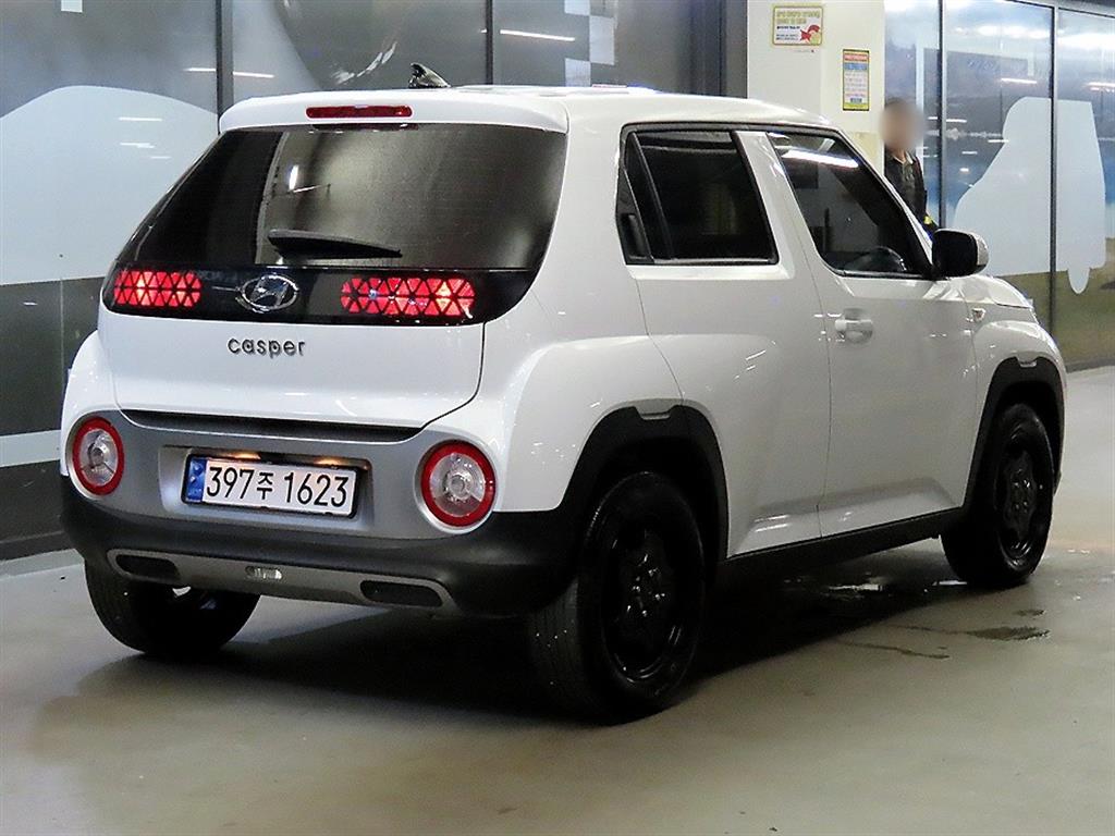 HYUNDAI Casper - Vista 4