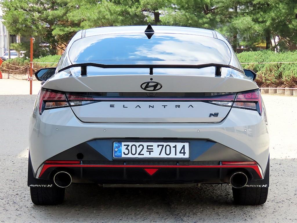 HYUNDAI Avante - Vista 4