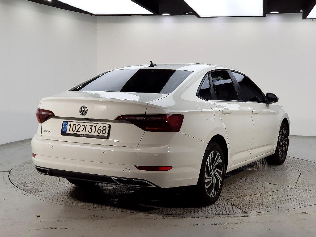 Volkswagen Jetta - Vista 4