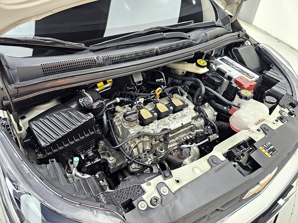 Chevrolet Spark - Vista 5