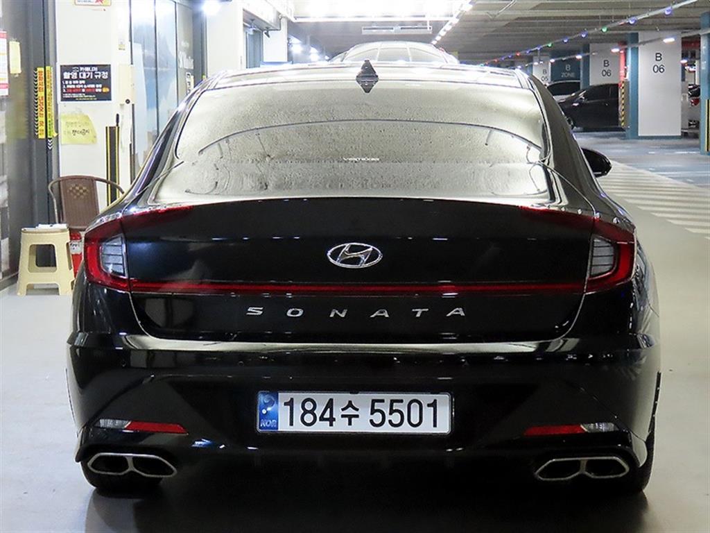 HYUNDAI Sonata - Vista 5