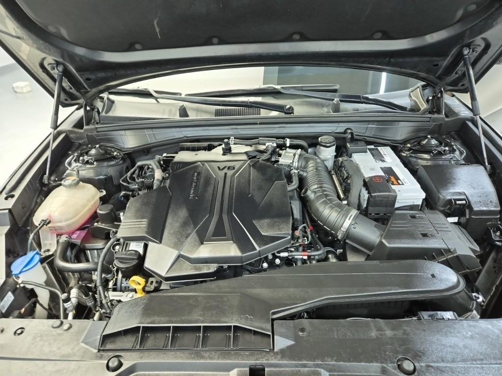 KIA K8 - Vista 5