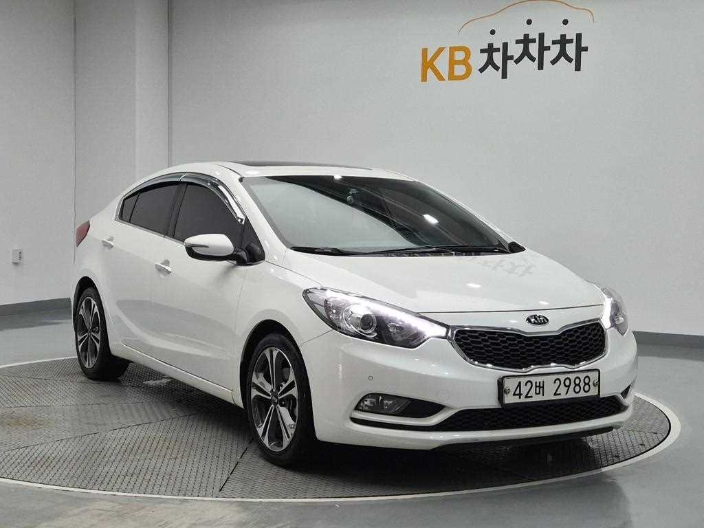 KIA K3 - Vista 4