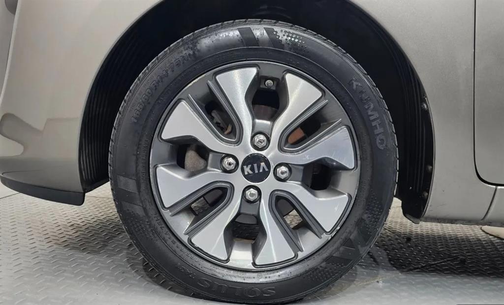 KIA Morning - Vista 5