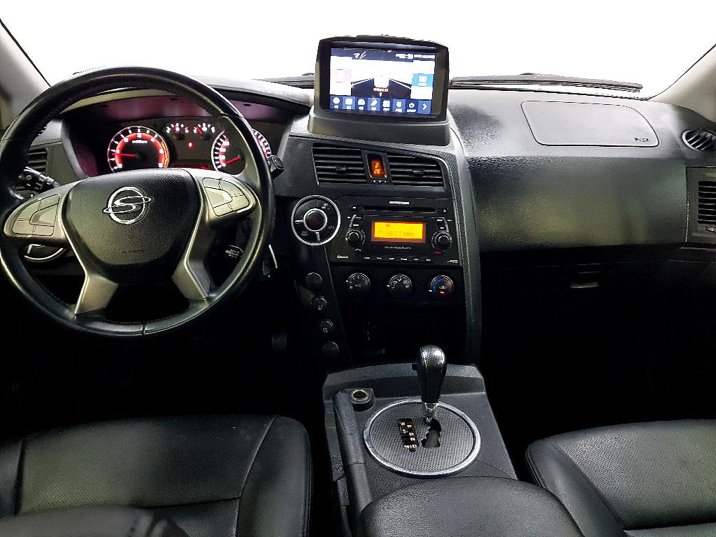 Ssangyong Korando - Vista 5