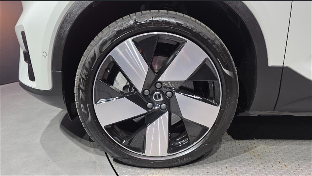Volvo XC40 - Vista 5