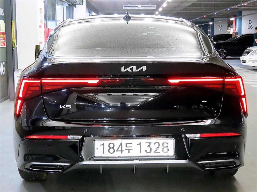 KIA K5 - Vista 5
