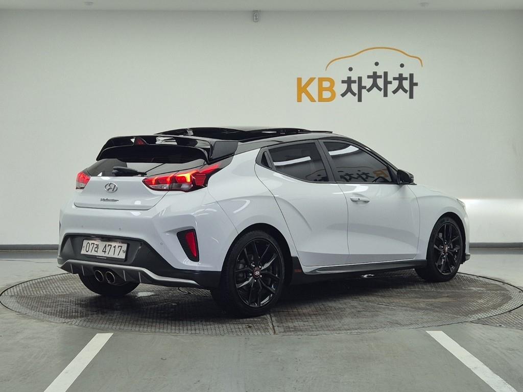 HYUNDAI Veloster - Vista 4