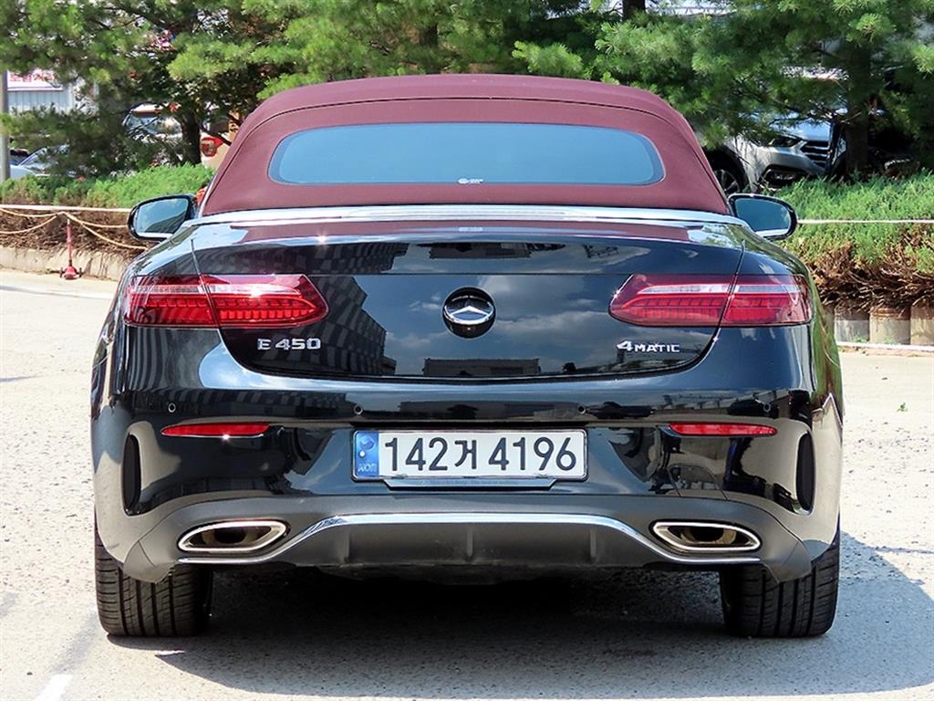 Mercedes Benz E class - Vista 4
