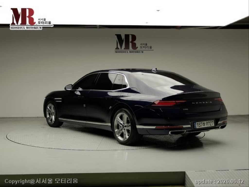 Genesis G90 - Vista 4