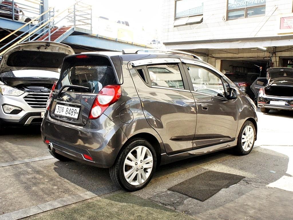 Chevrolet Spark - Vista 4