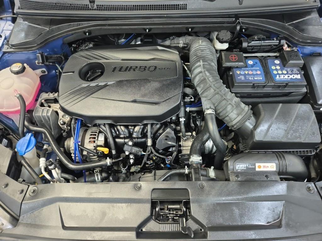 HYUNDAI Veloster - Vista 5