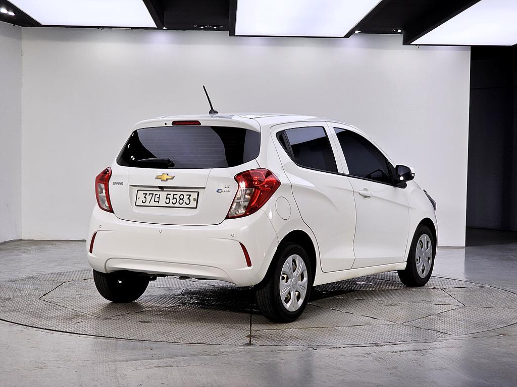 Chevrolet Spark - Vista 4