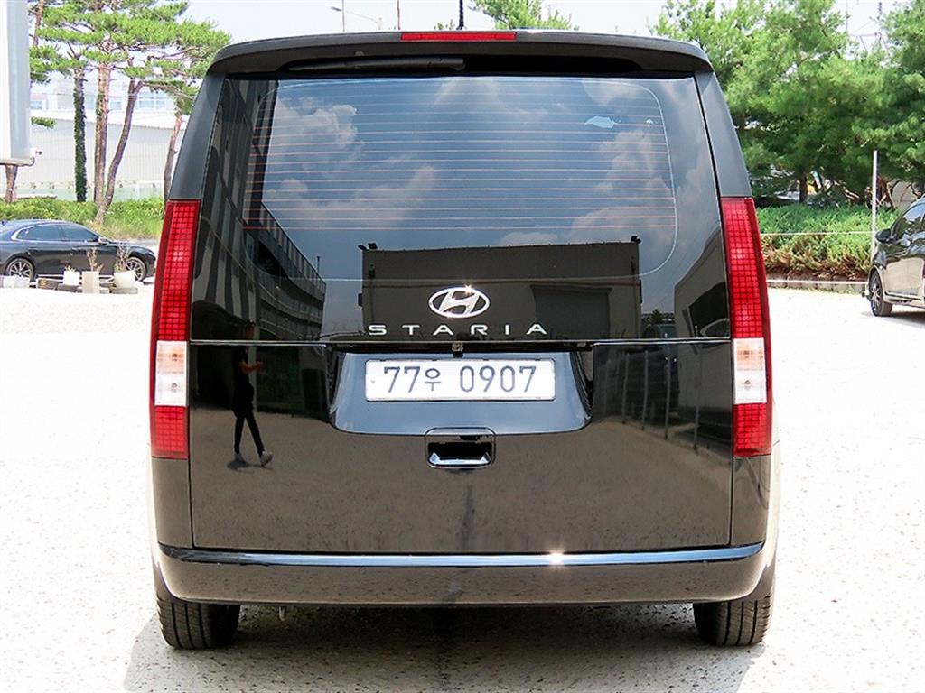 HYUNDAI Staria - Vista 4