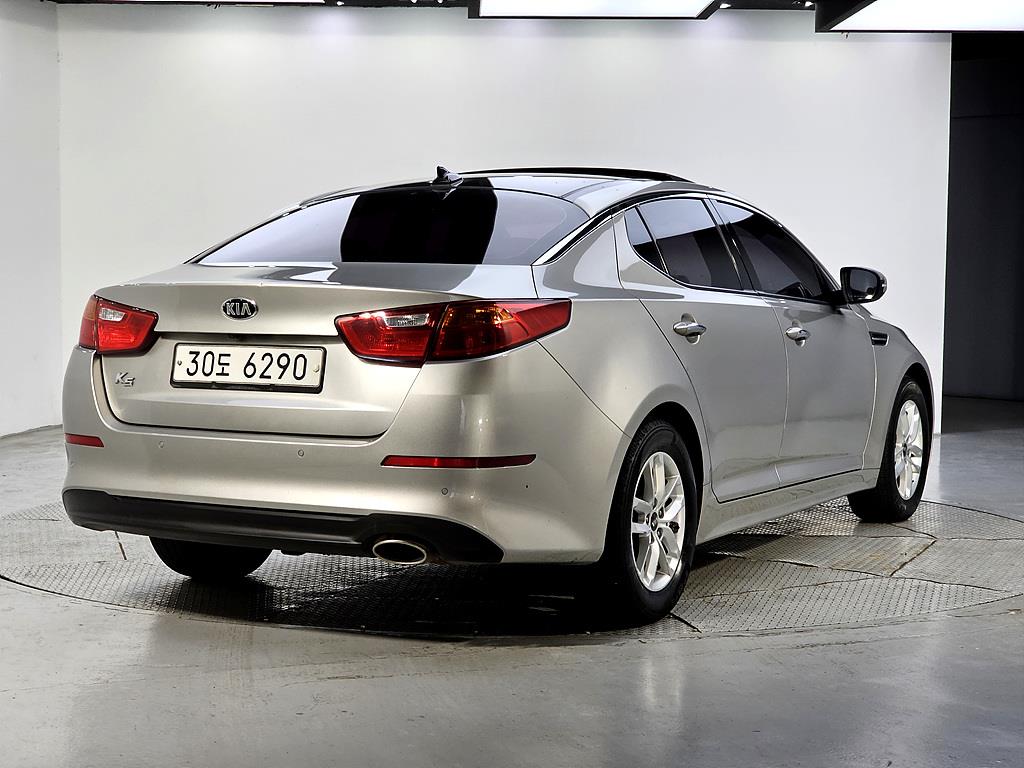 KIA K5 - Vista 4