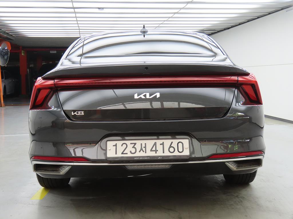 KIA K8 - Vista 4