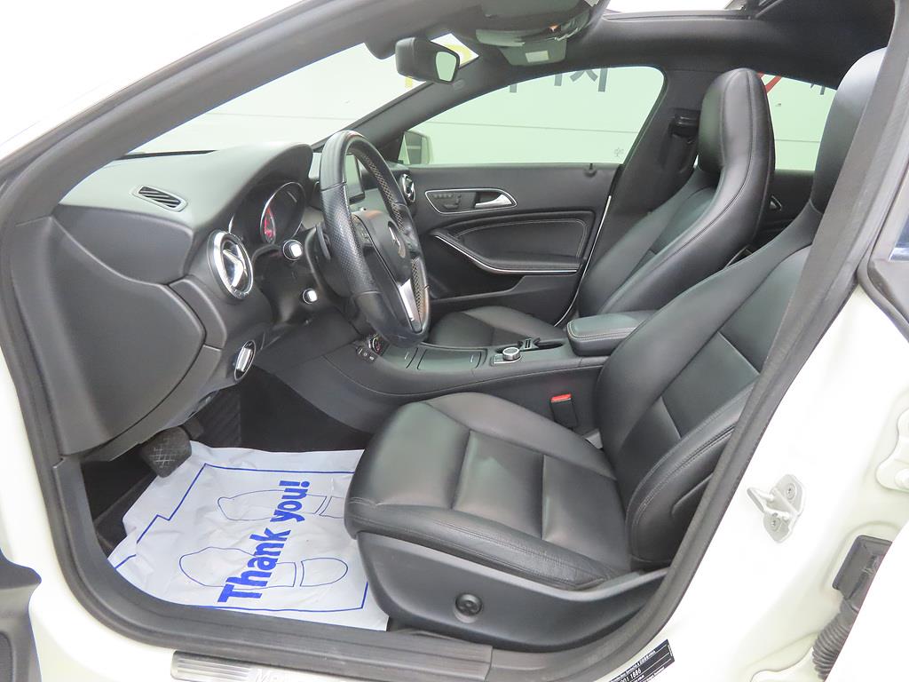 Mercedes Benz CLA Class - Vista 5