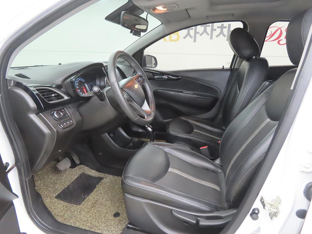 Chevrolet Spark - Vista 5