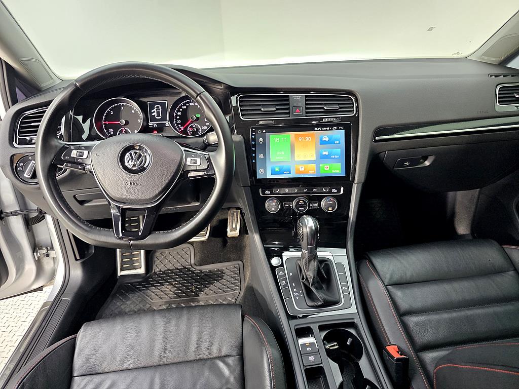 Volkswagen Golf - Vista 5
