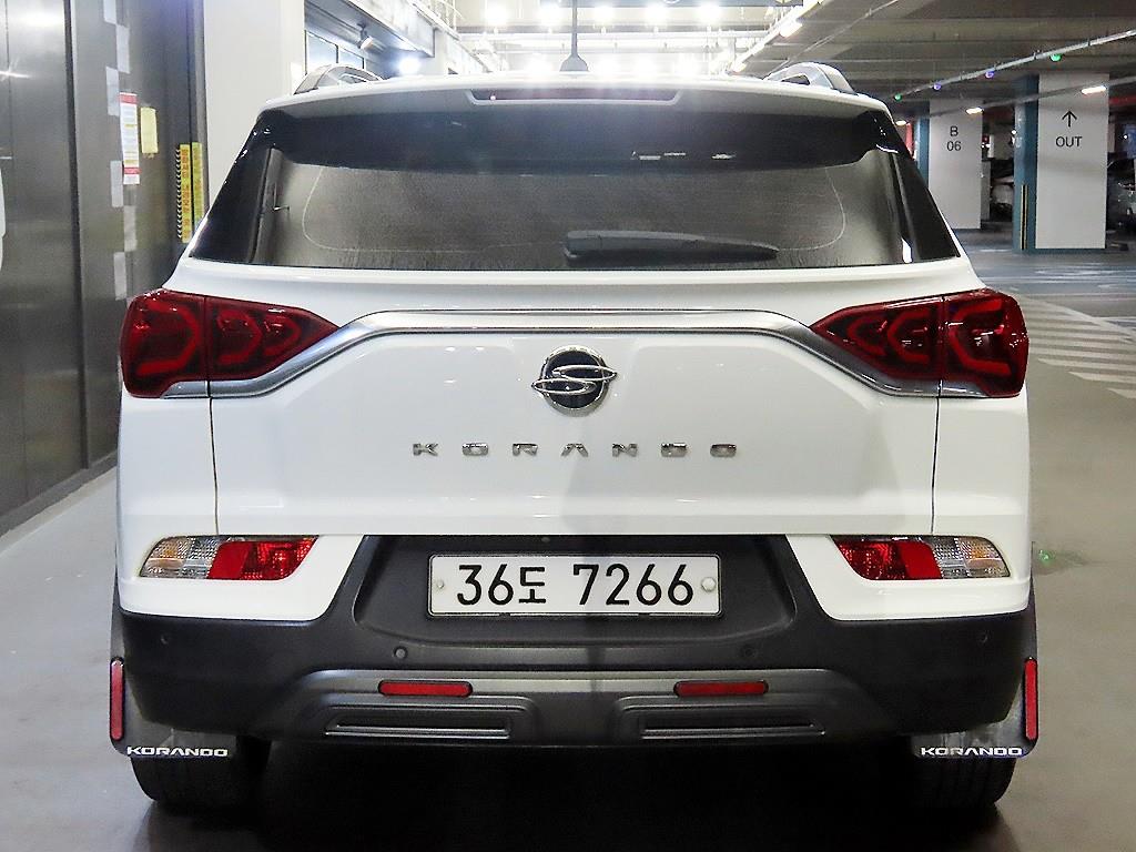 Ssangyong Korando - Vista 5