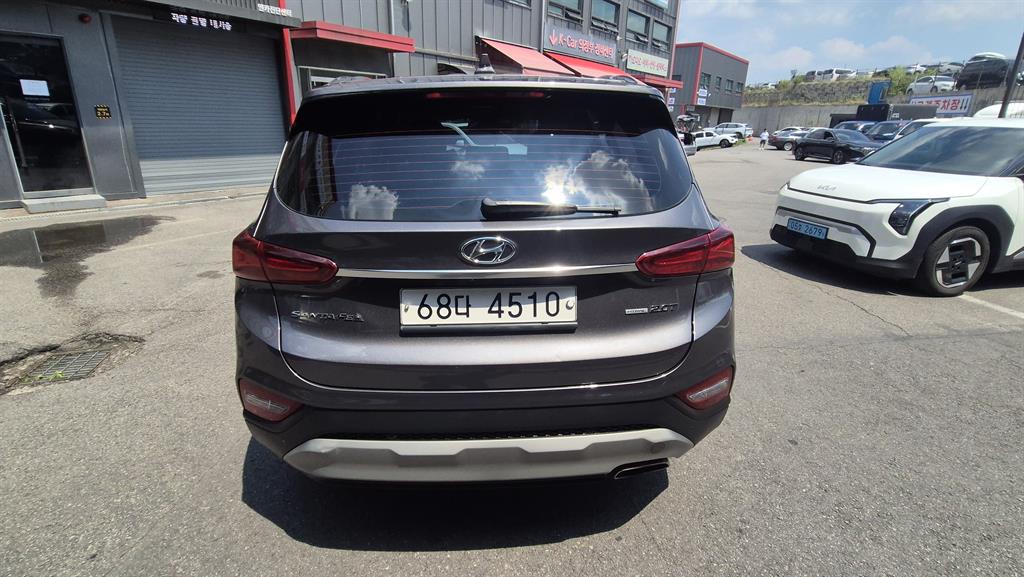 HYUNDAI Santa Fe - Vista 5