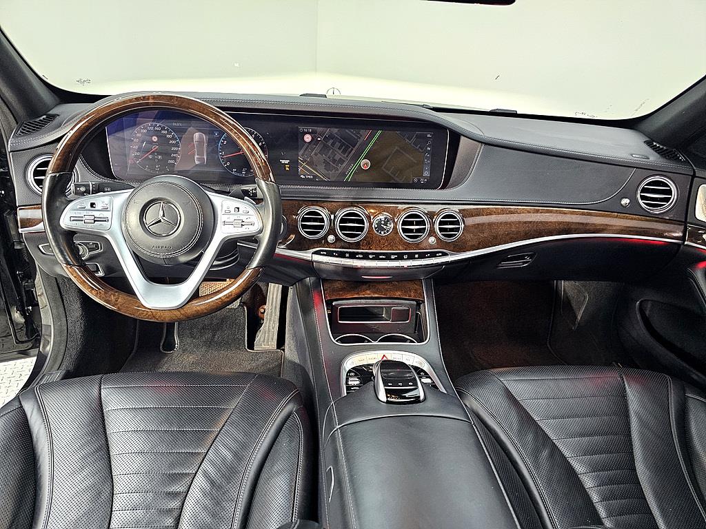 Mercedes Benz S Class - Vista 5