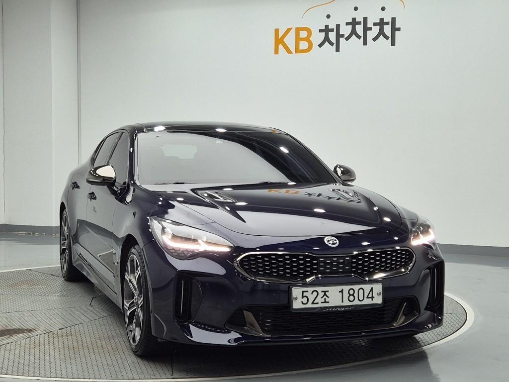 KIA Stinger - Vista 4