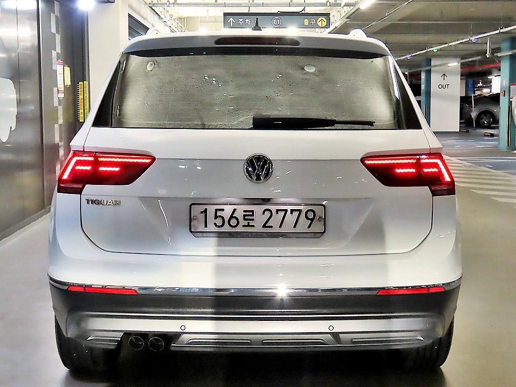 Volkswagen Tiguan - Vista 5