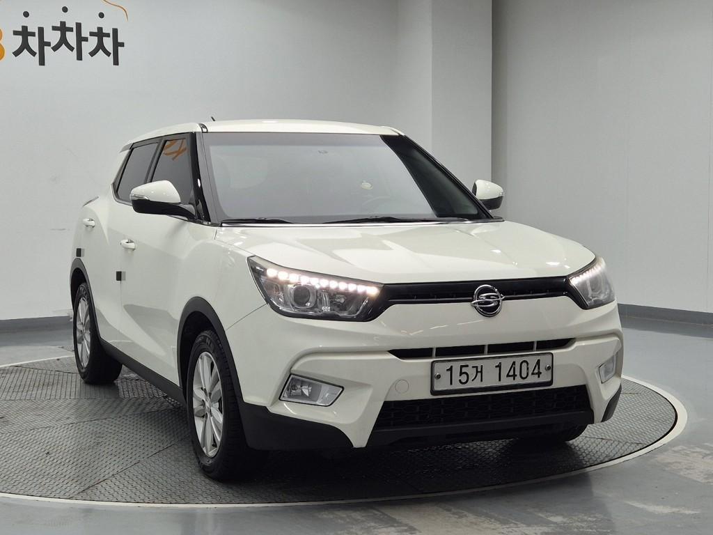 Ssangyong Tivoli - Vista 4