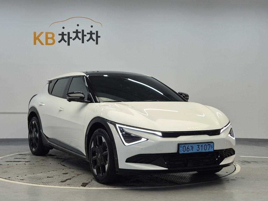 KIA EV6 - Vista 4