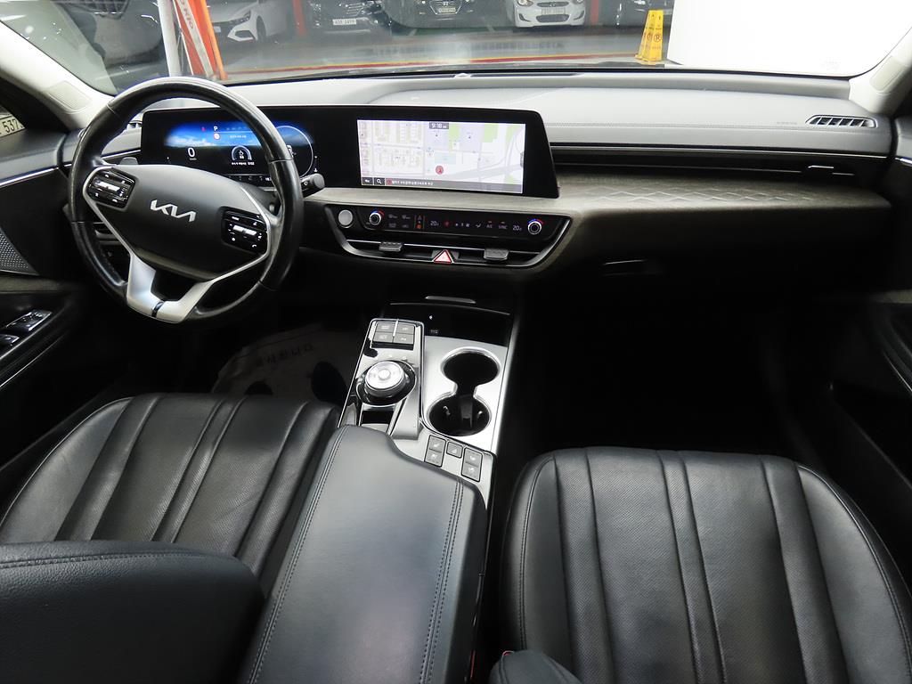 KIA K8 - Vista 5
