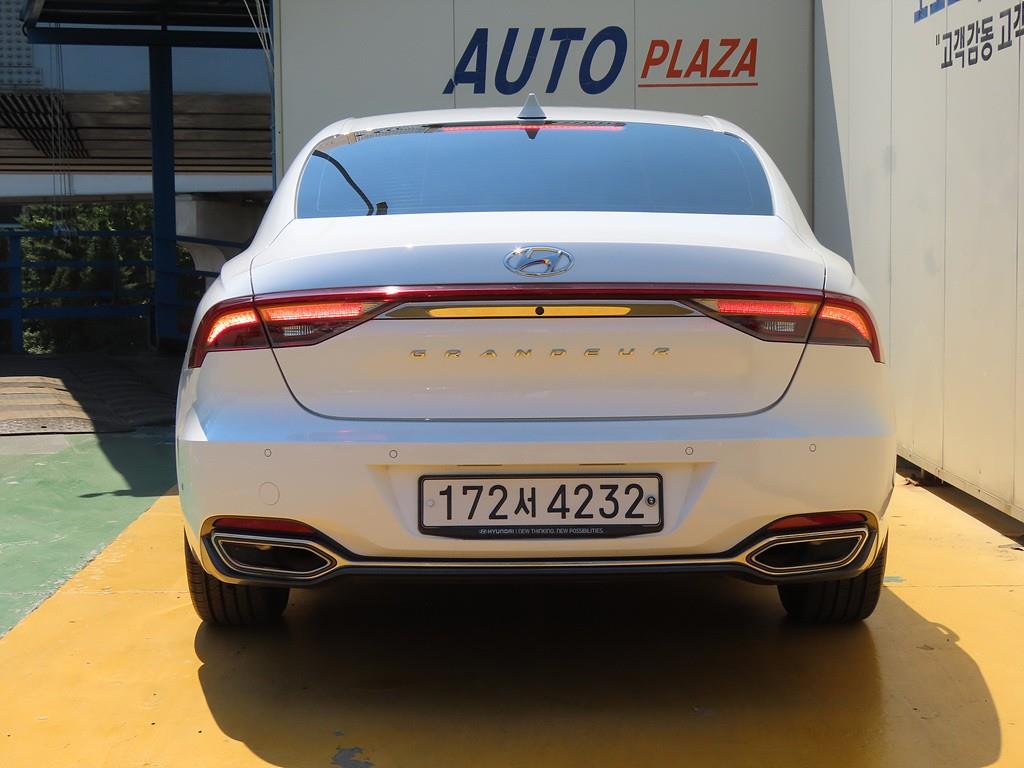 HYUNDAI Grandeur - Vista 4