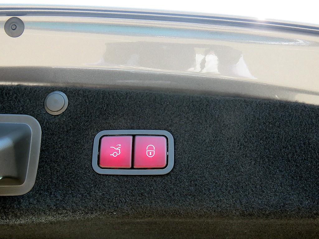 Mercedes Benz S Class - Vista 5