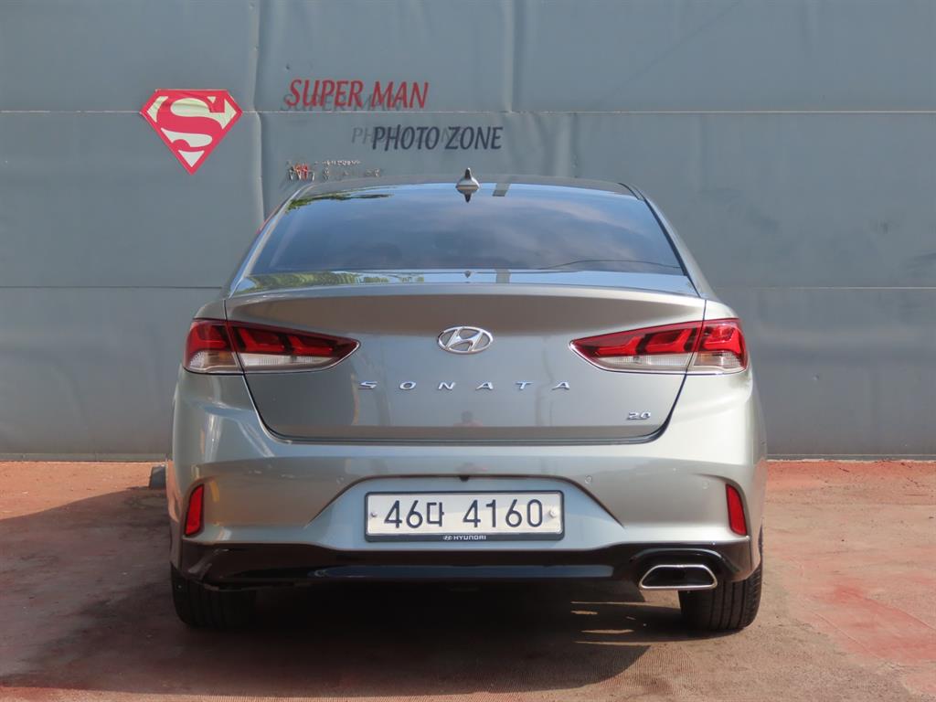 HYUNDAI Sonata - Vista 4