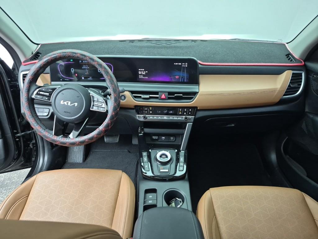 KIA Seltos - Vista 5