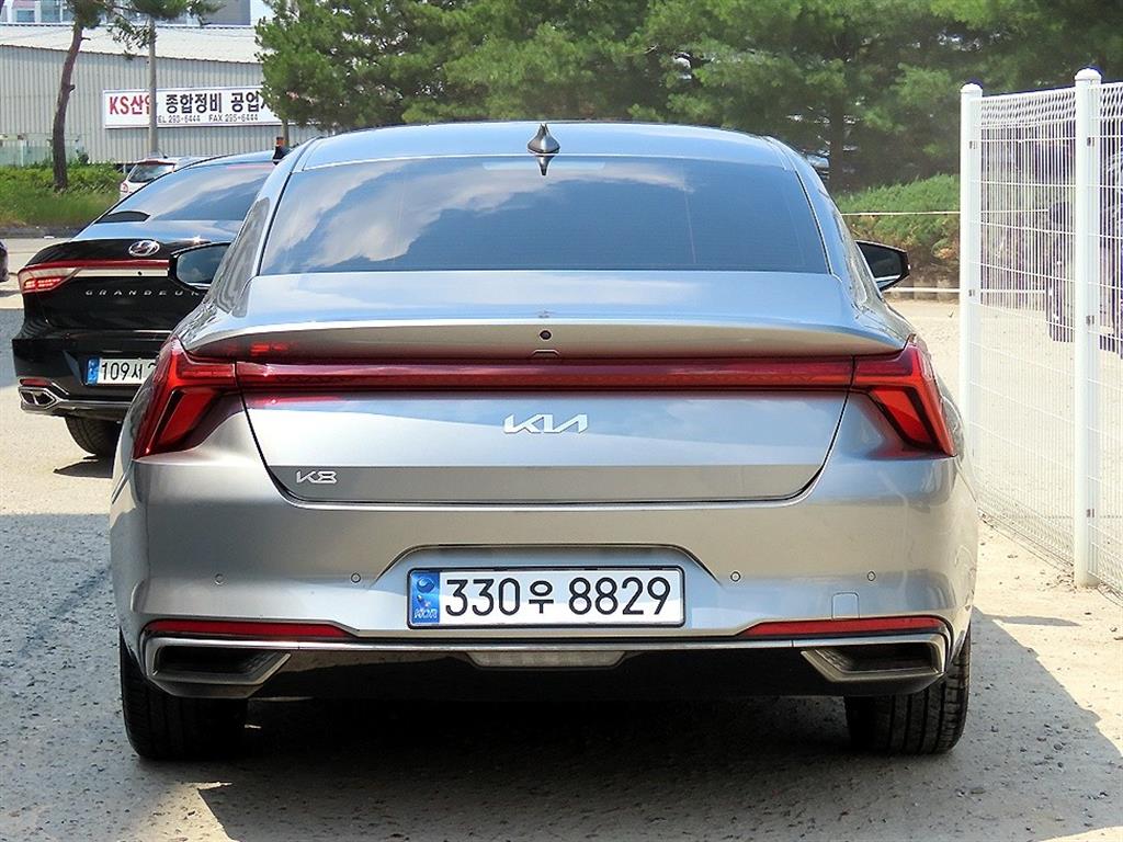 KIA K8 - Vista 4