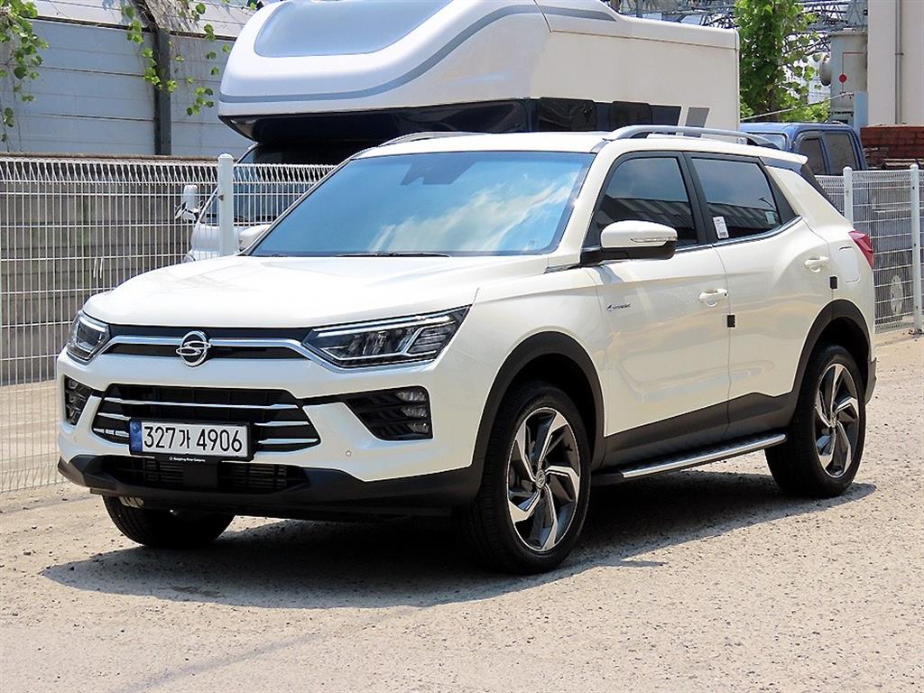 KGM 코란도 4WD 가솔린 1.5 C7 사진 2/20