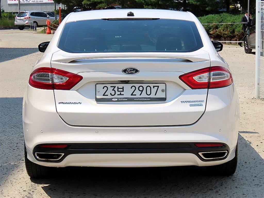 Ford Fusion - Vista 4