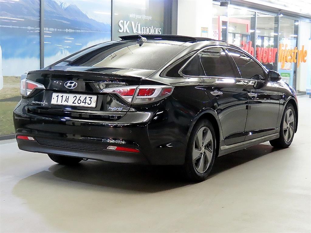 HYUNDAI Sonata - Vista 4