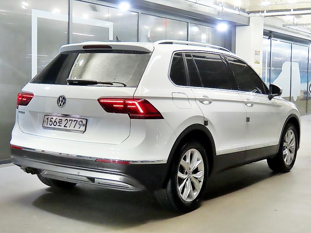 Volkswagen Tiguan - Vista 4