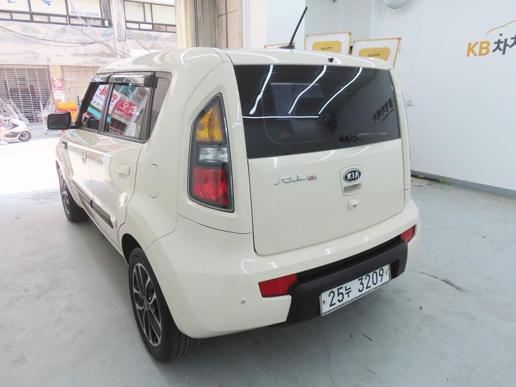 KIA Soul - Vista 4